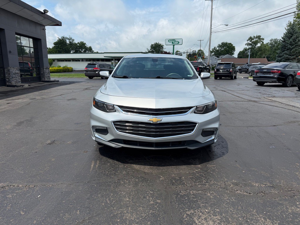 2018 Chevrolet Malibu Image 8