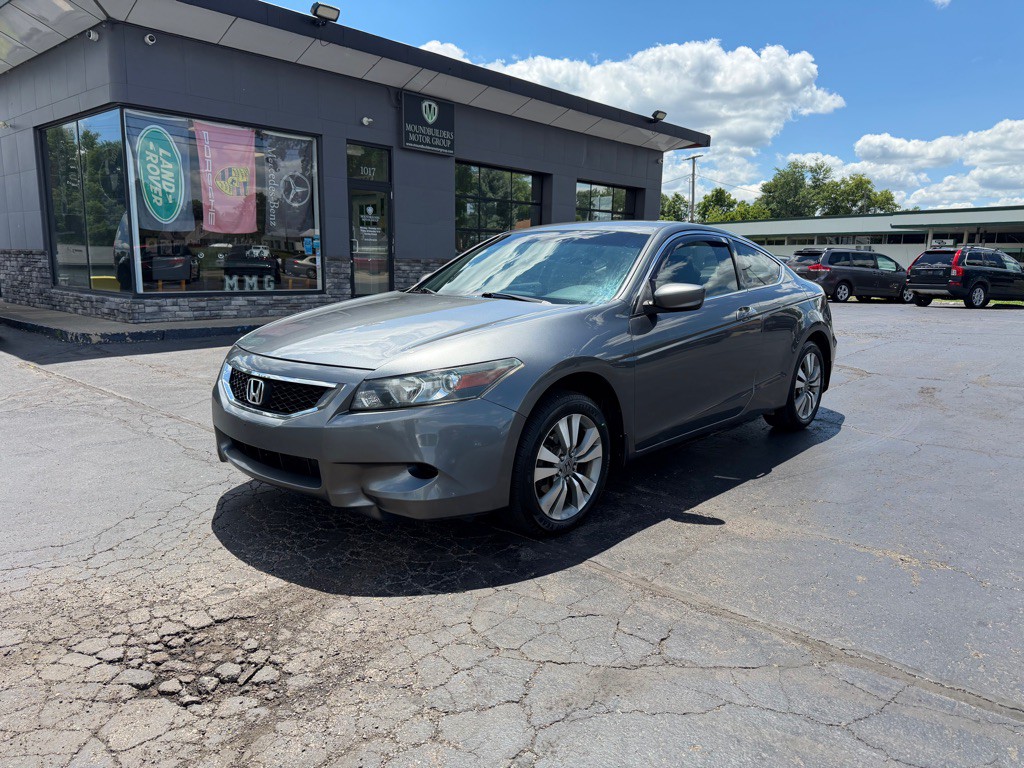 2009 Honda Accord Image 2