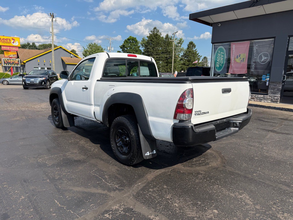 2011 Toyota Tacoma Image 4