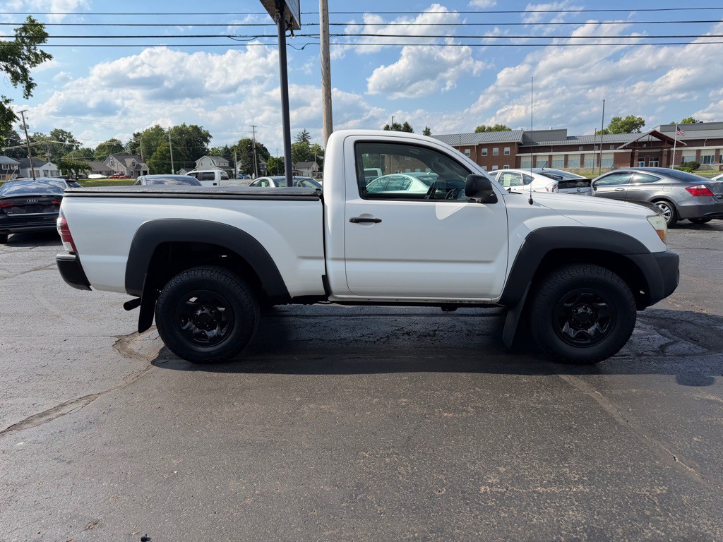 2011 Toyota Tacoma Image 6