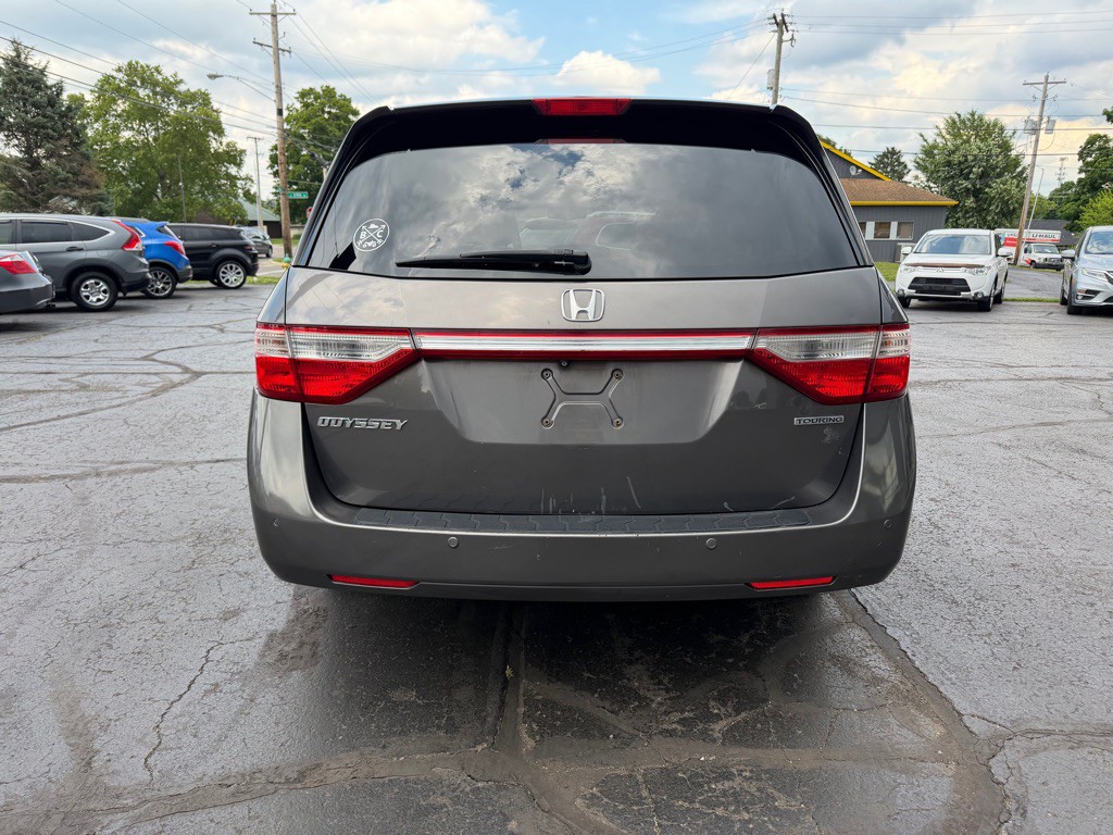 2011 Honda Odyssey Image 9