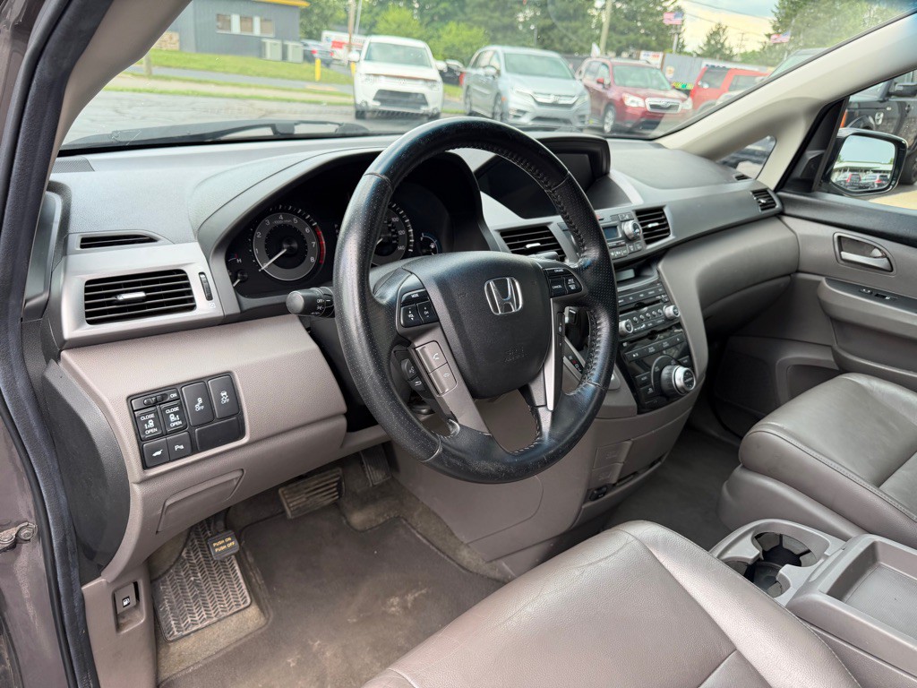 2011 Honda Odyssey Image 14