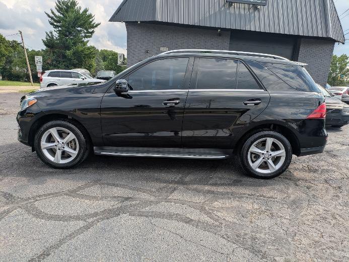 2016 Mercedes-Benz GLE-Class Image 2