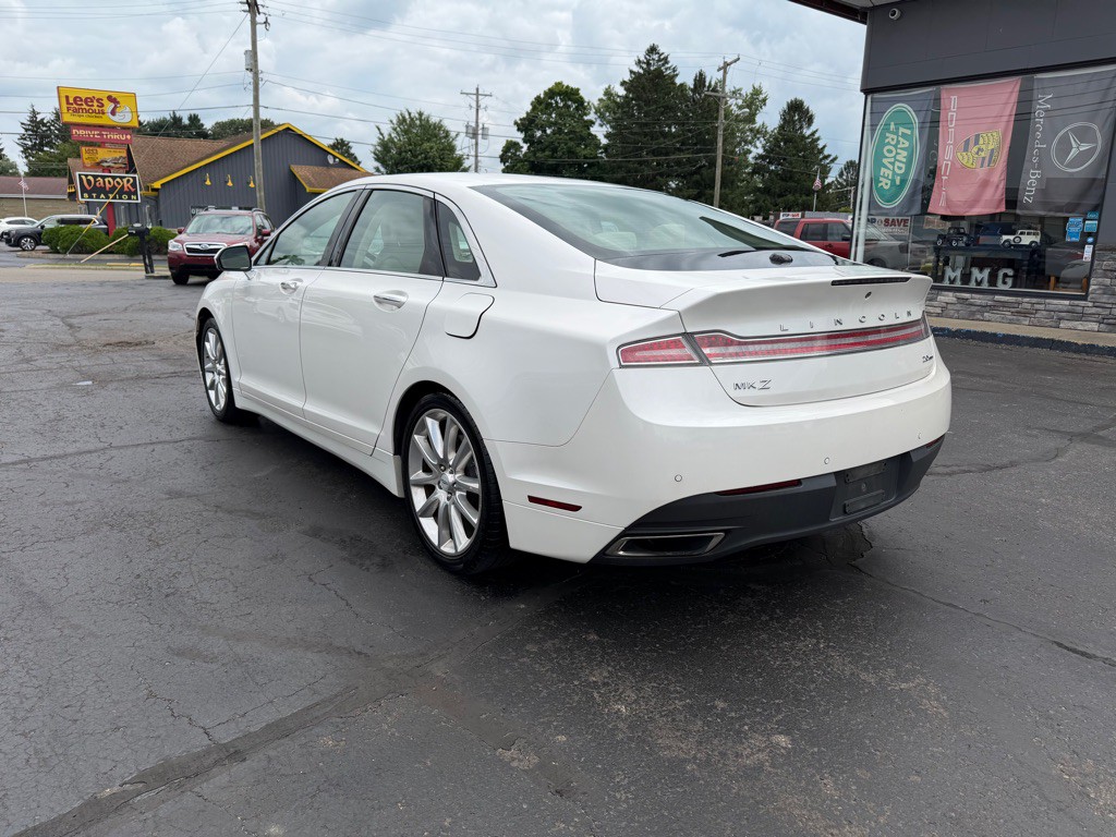 2015 Lincoln MKZ Image 4
