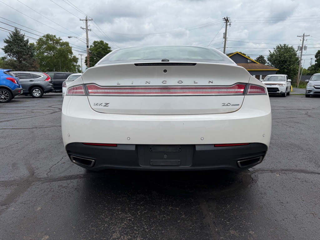 2015 Lincoln MKZ Image 9