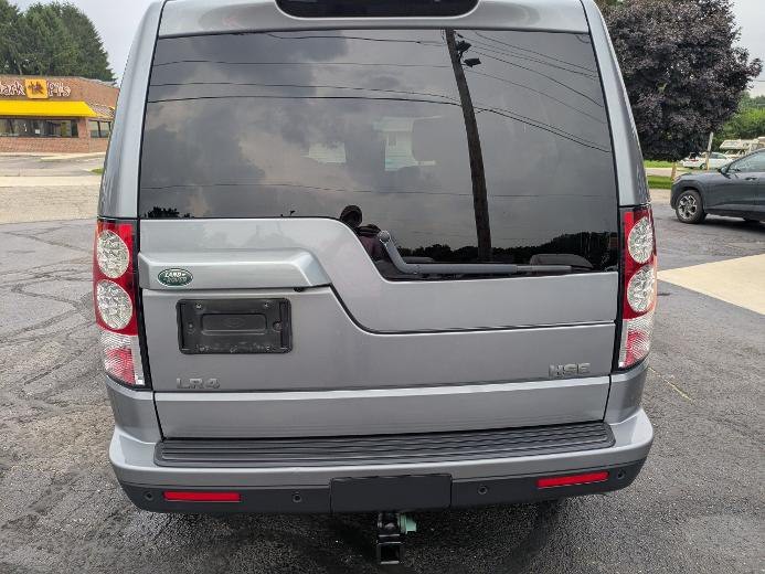 2012 Land Rover LR4 Image 8