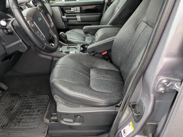 2012 Land Rover LR4 Image 10