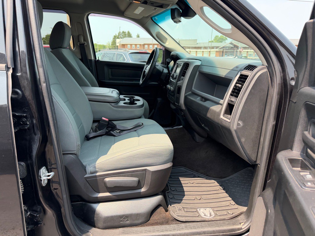 2015 RAM 1500 Image 10