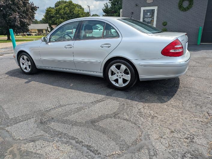 2006 Mercedes-Benz E-Class Image 3