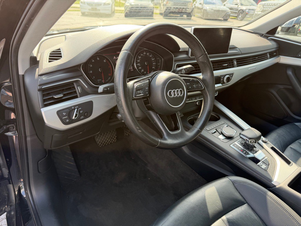 2017 Audi A4 Image 14