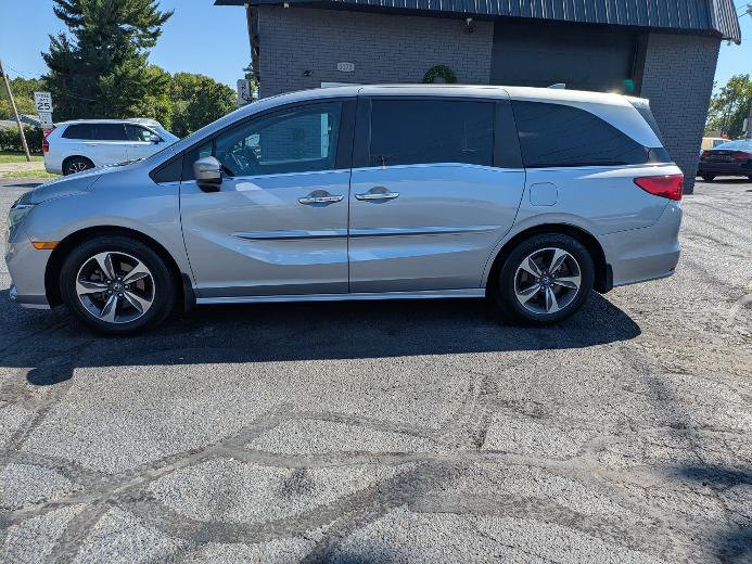 2018 Honda Odyssey Image 2