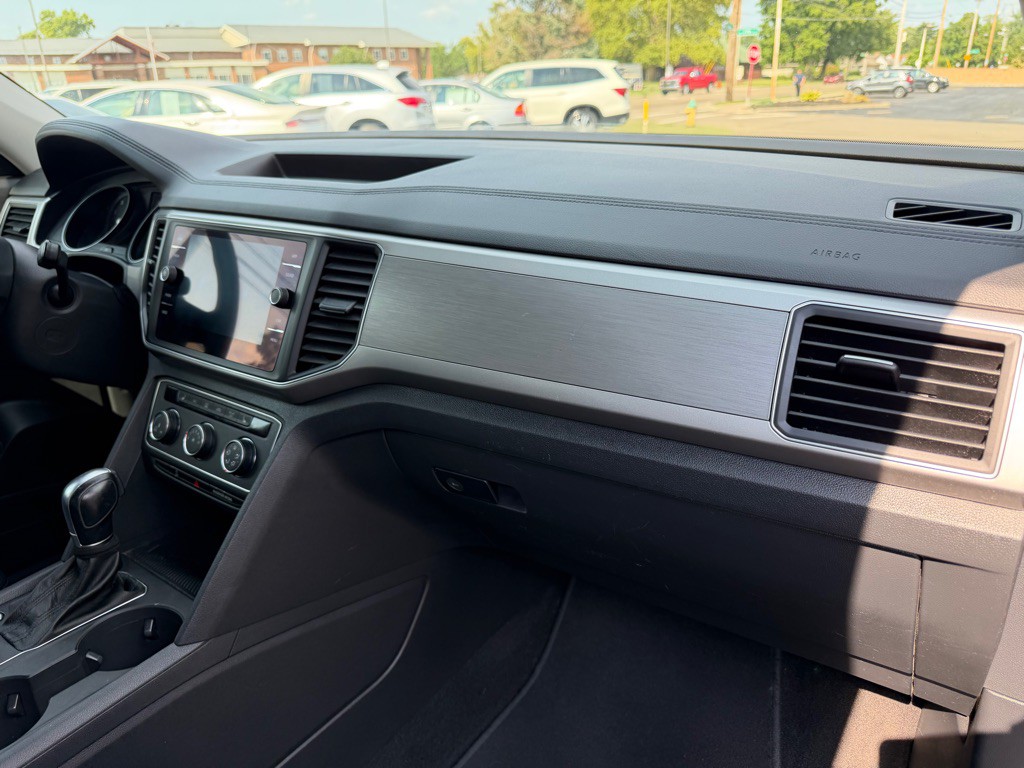 2018 Volkswagen Atlas Image 12