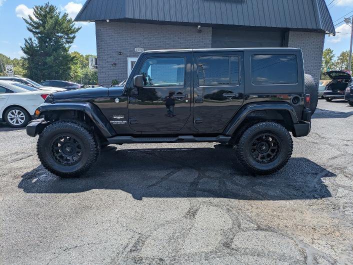 2015 Jeep Wrangler Unlimited Image 2