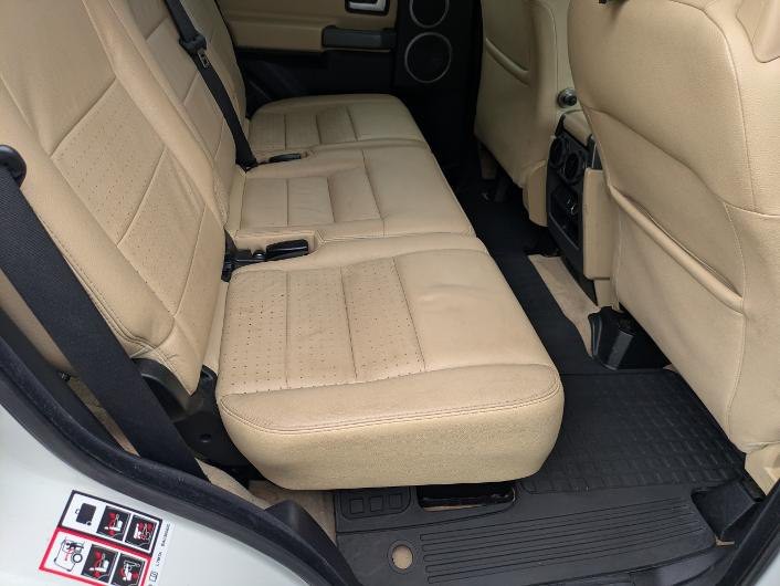 2006 Land Rover LR3 Image 16