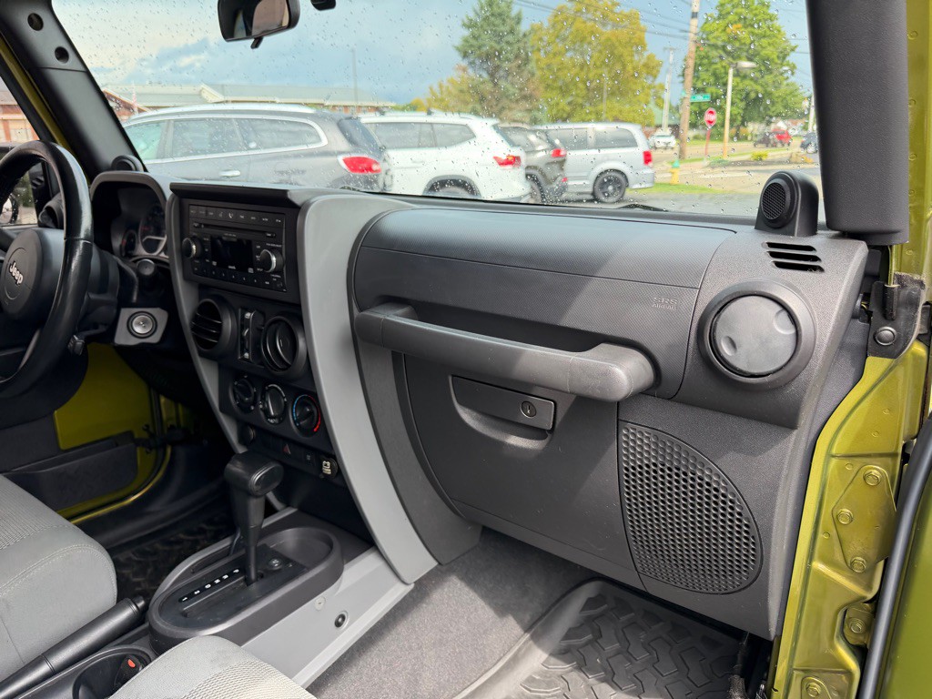 2007 Jeep Wrangler Unlimited Image 12