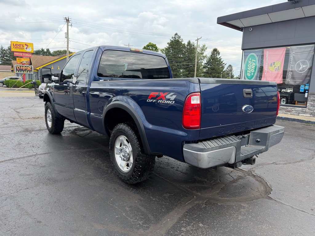 2010 Ford F-250 Image 4