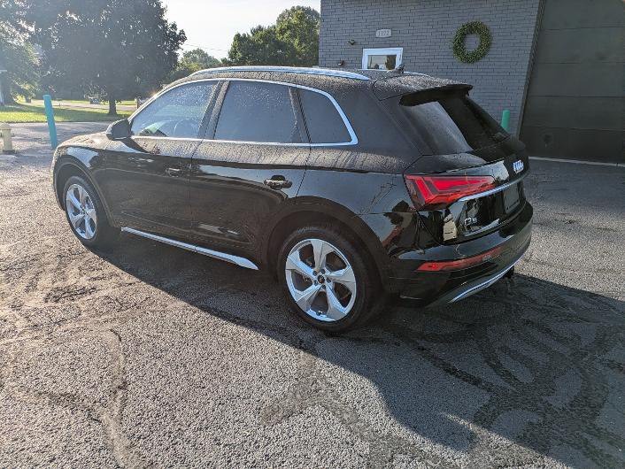 2021 Audi Q5 Image 3