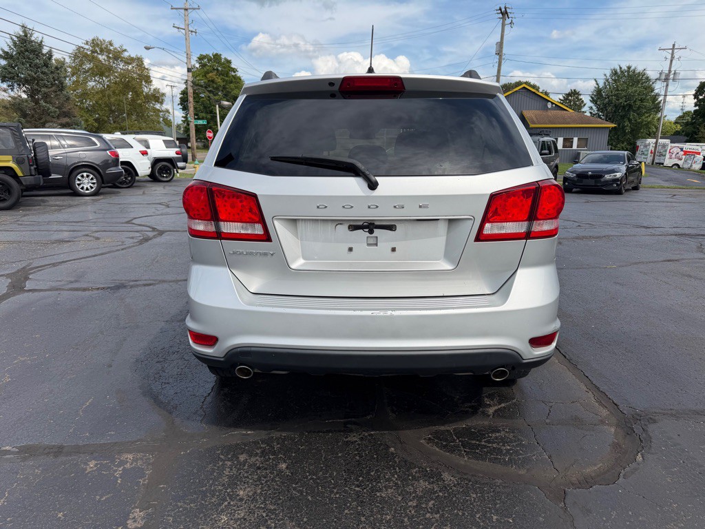 2012 Dodge Journey Image 9