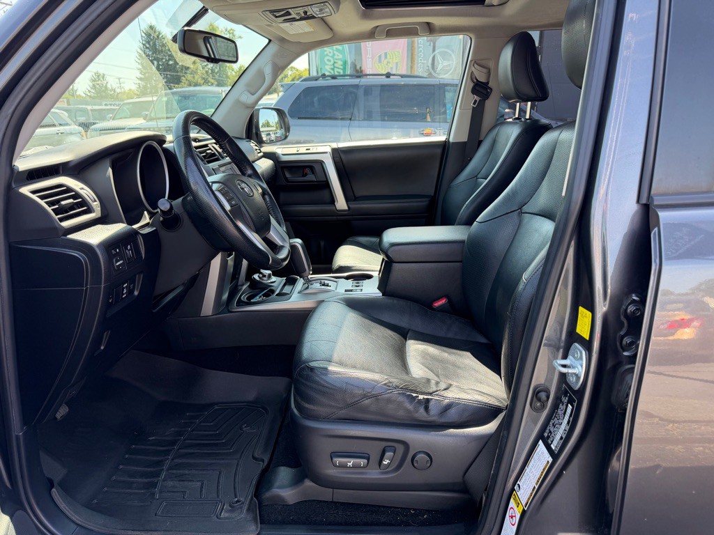2011 Toyota 4Runner Image 13