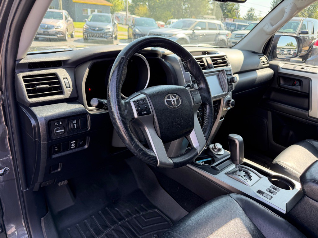 2011 Toyota 4Runner Image 14