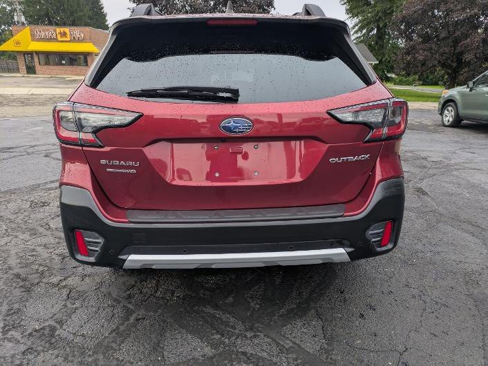 2020 Subaru Outback Image 8