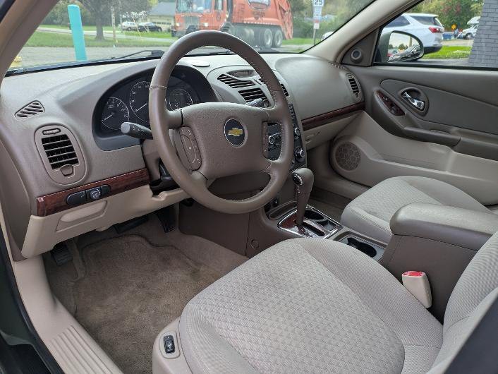 2006 Chevrolet Malibu Image 8