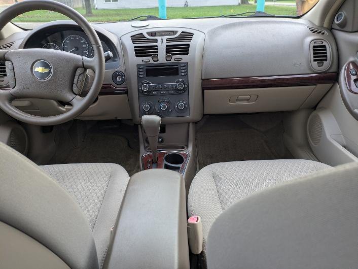 2006 Chevrolet Malibu Image 11