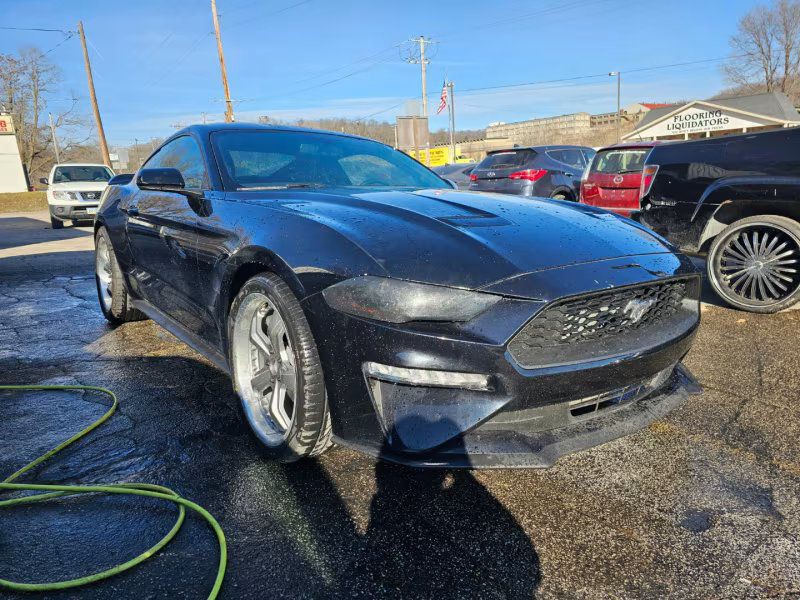 2018 Ford Mustang Image 3
