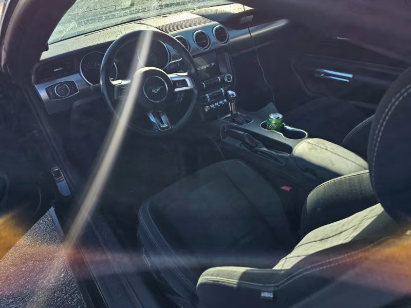 2018 Ford Mustang Image 15