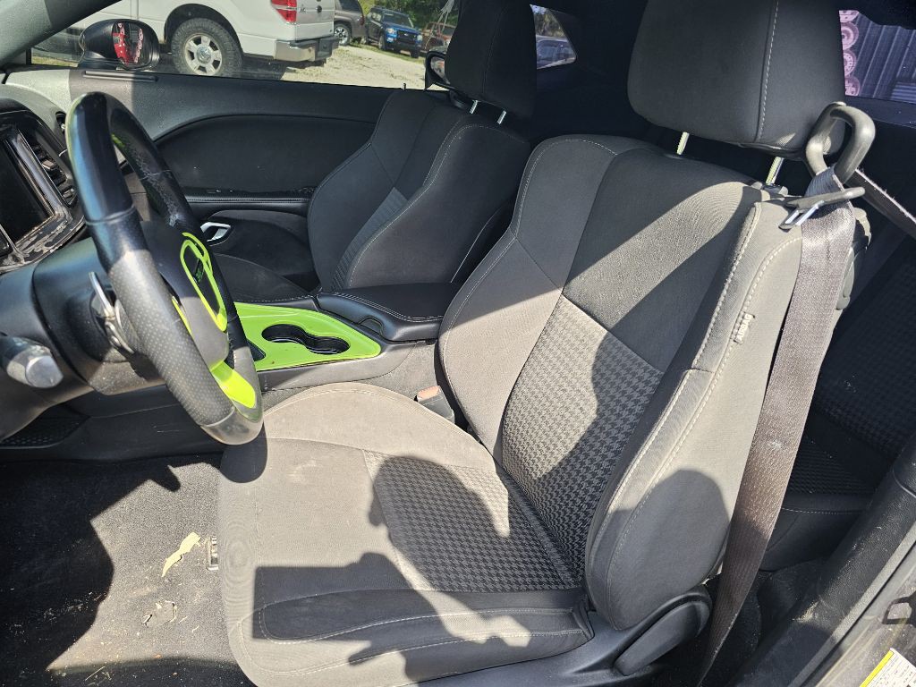 2019 Dodge Challenger Image 5