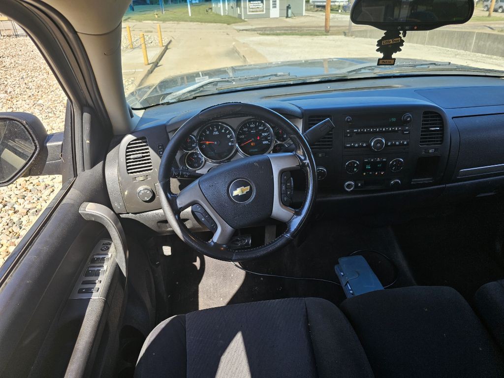 2011 Chevrolet Silverado 1500 Image 8