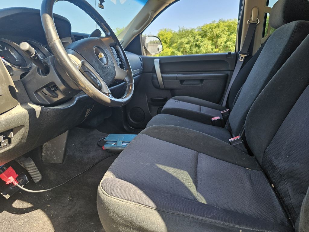 2011 Chevrolet Silverado 1500 Image 9