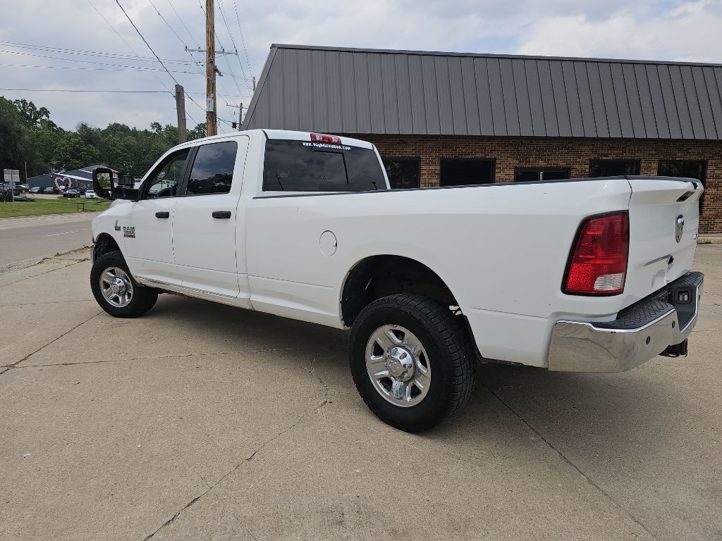 2015 RAM 3500 Image 6