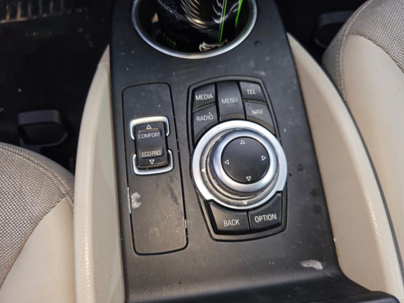 2016 BMW i3 Image 12
