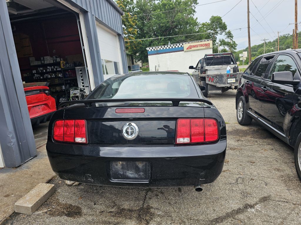 2005 Ford Mustang Image 6