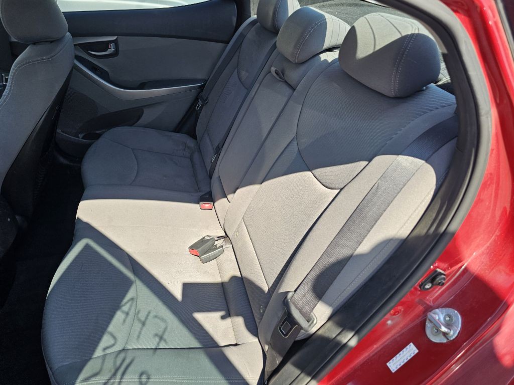 2016 Hyundai Elantra Image 7