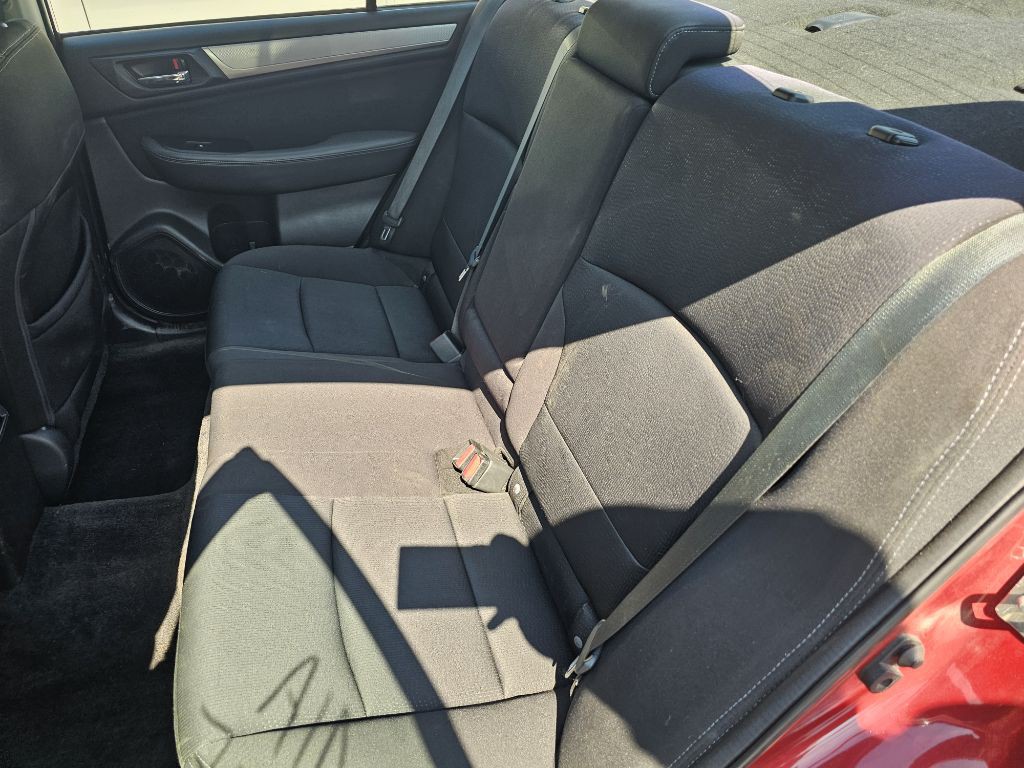 2015 Subaru Legacy Image 7