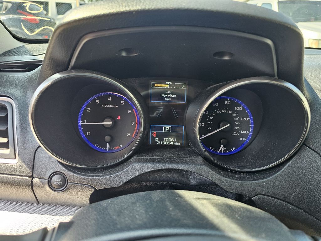 2015 Subaru Legacy Image 8
