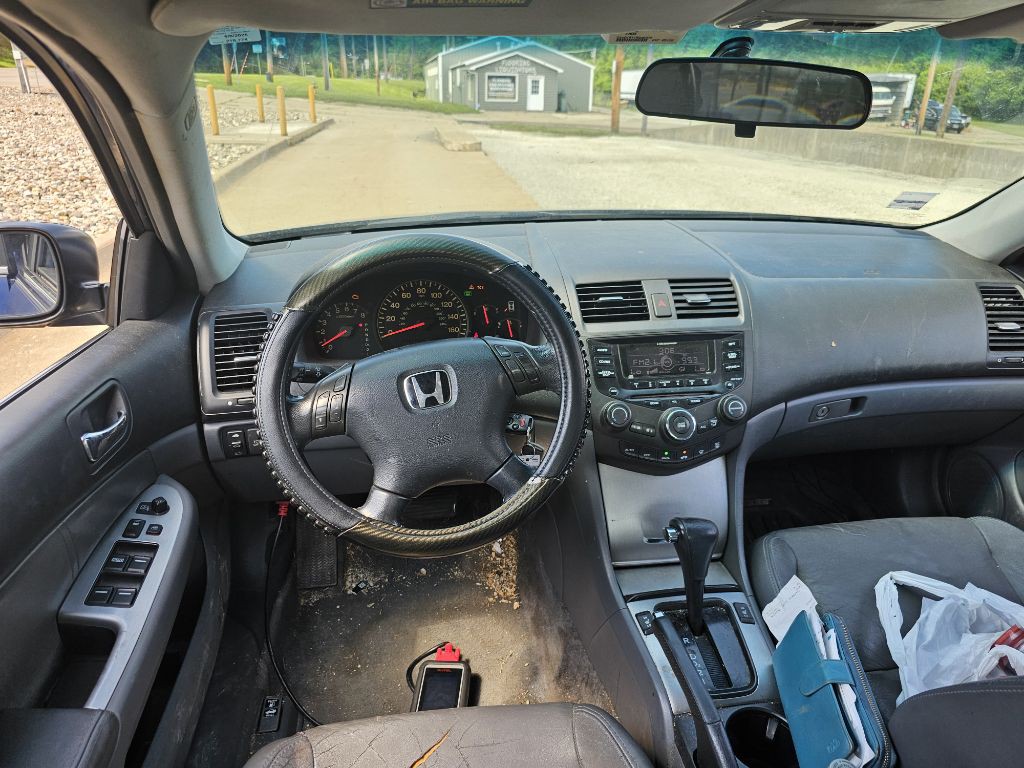 2003 Honda Accord Image 9