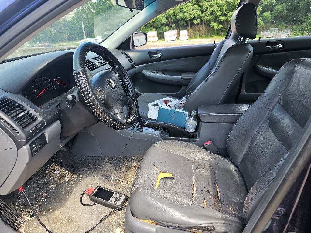 2003 Honda Accord Image 10