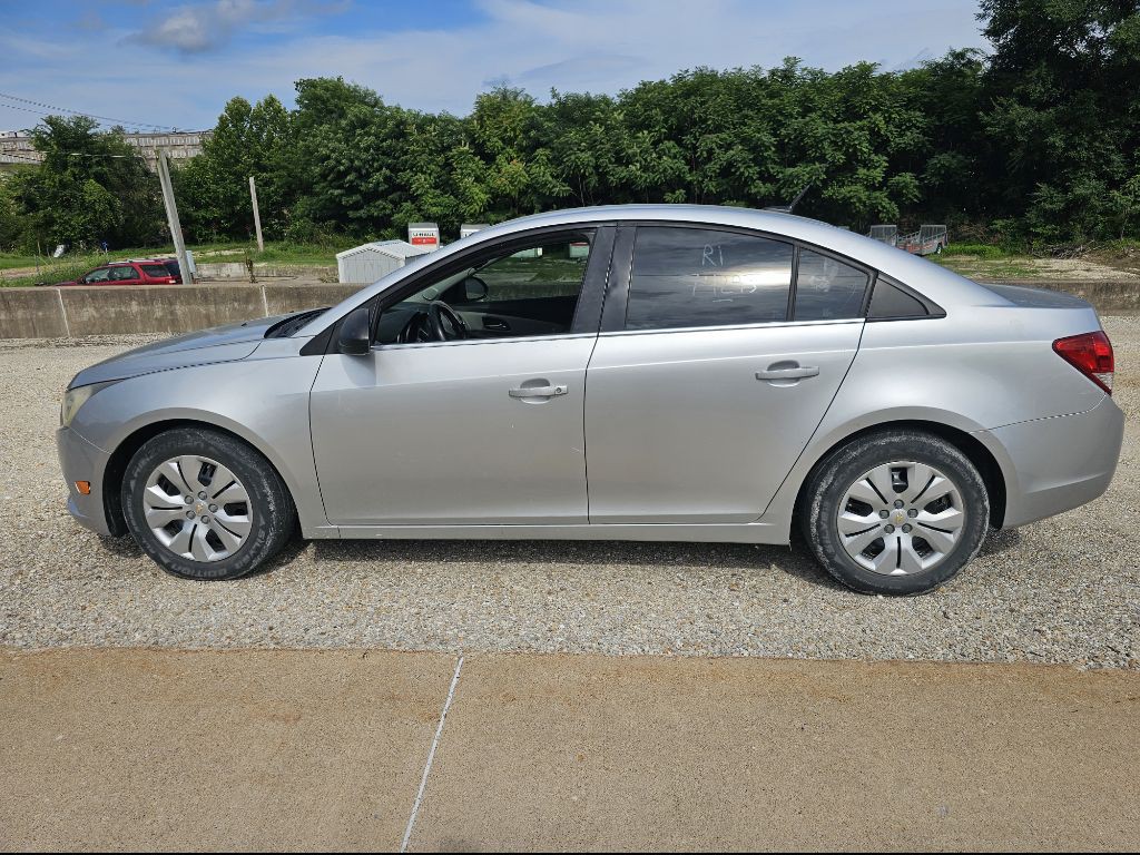 2012 Chevrolet Cruze Image 4
