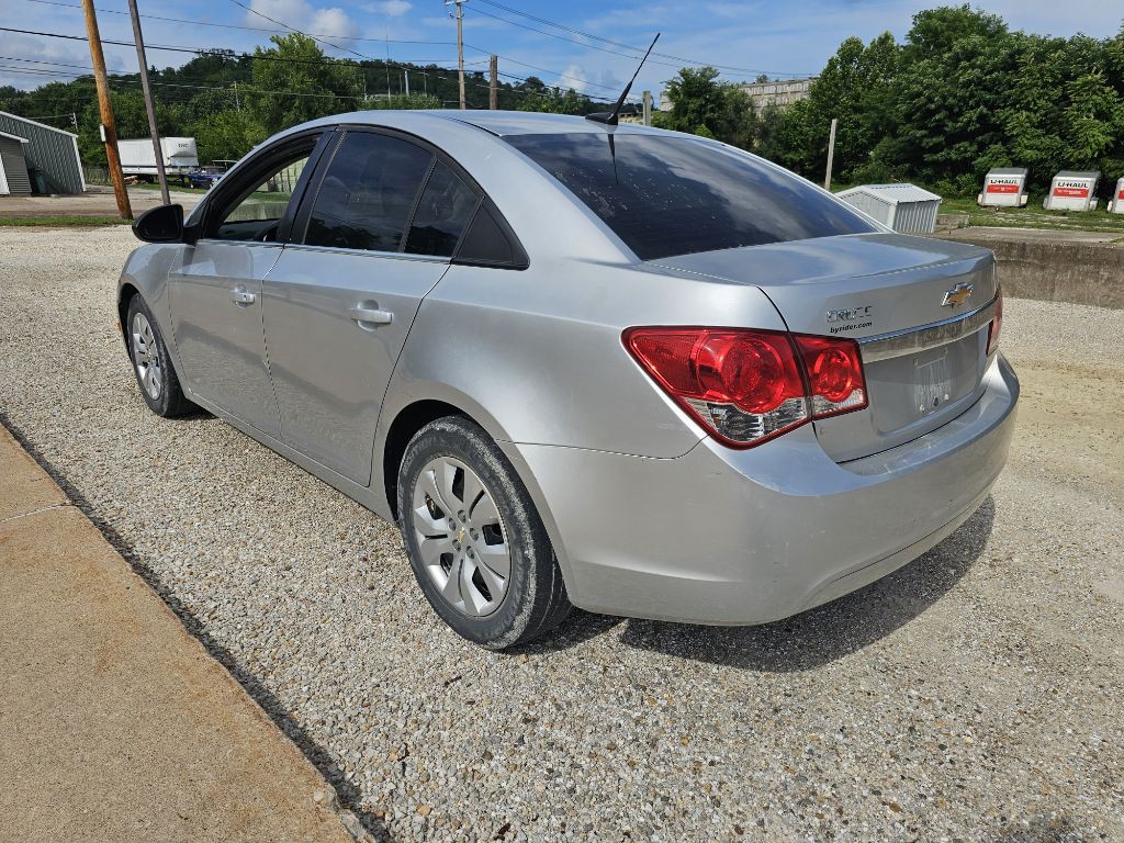 2012 Chevrolet Cruze Image 5