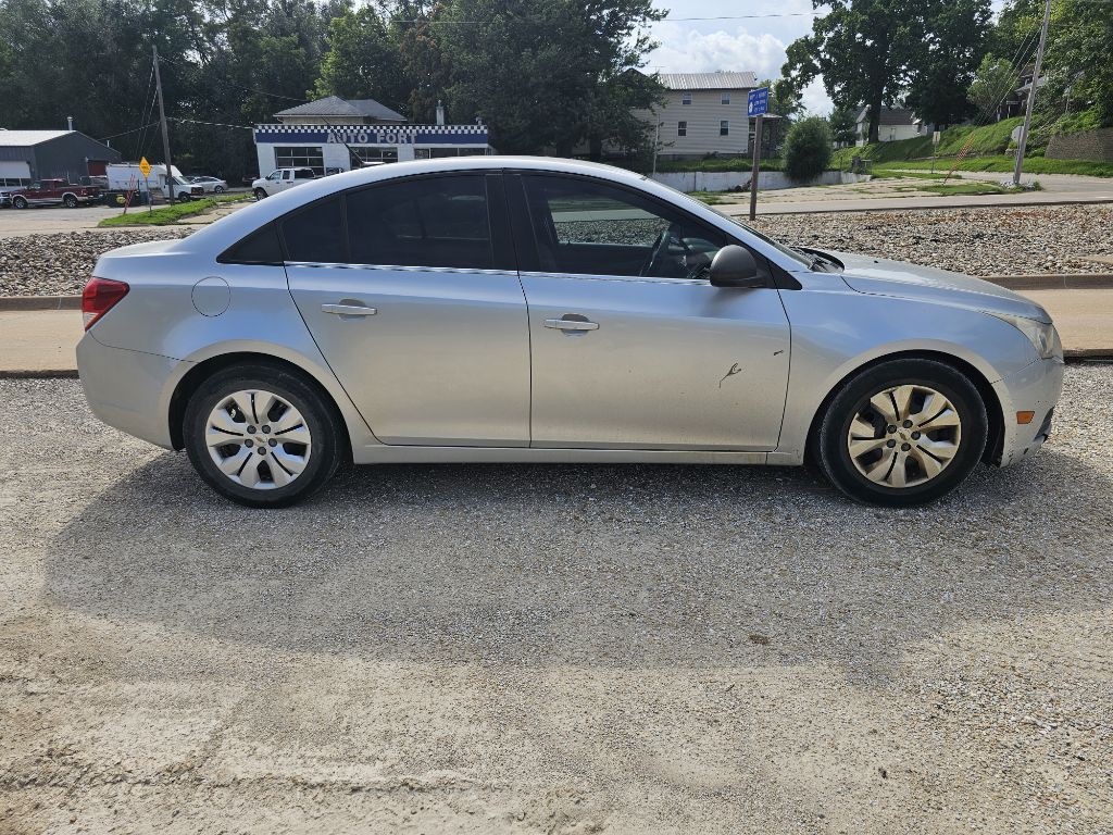 2012 Chevrolet Cruze Image 8