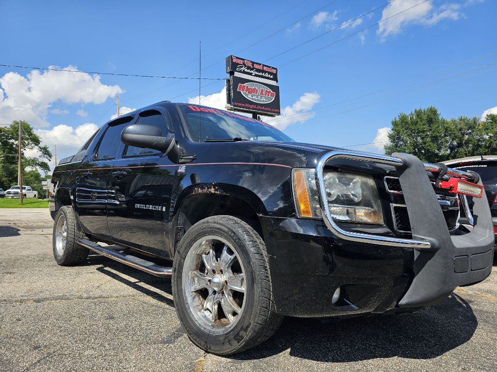 2007 Chevrolet Avalanche Image 1