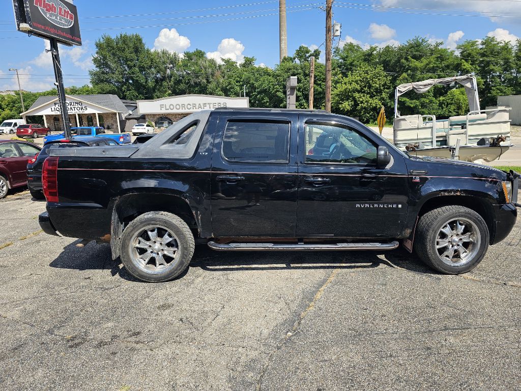 2007 Chevrolet Avalanche Image 6