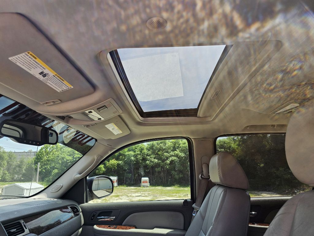 2007 Chevrolet Avalanche Image 13