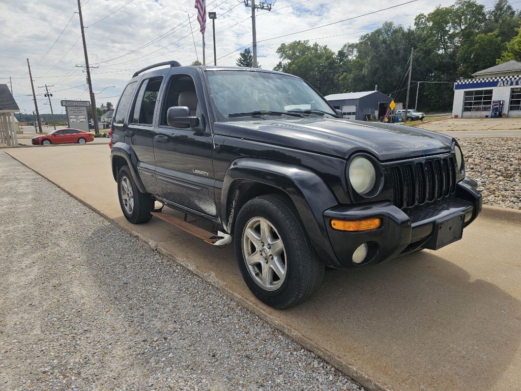 2004 Jeep Liberty Image 3