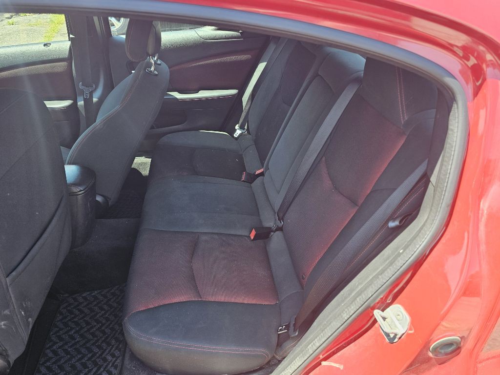 2011 Dodge Avenger Image 7