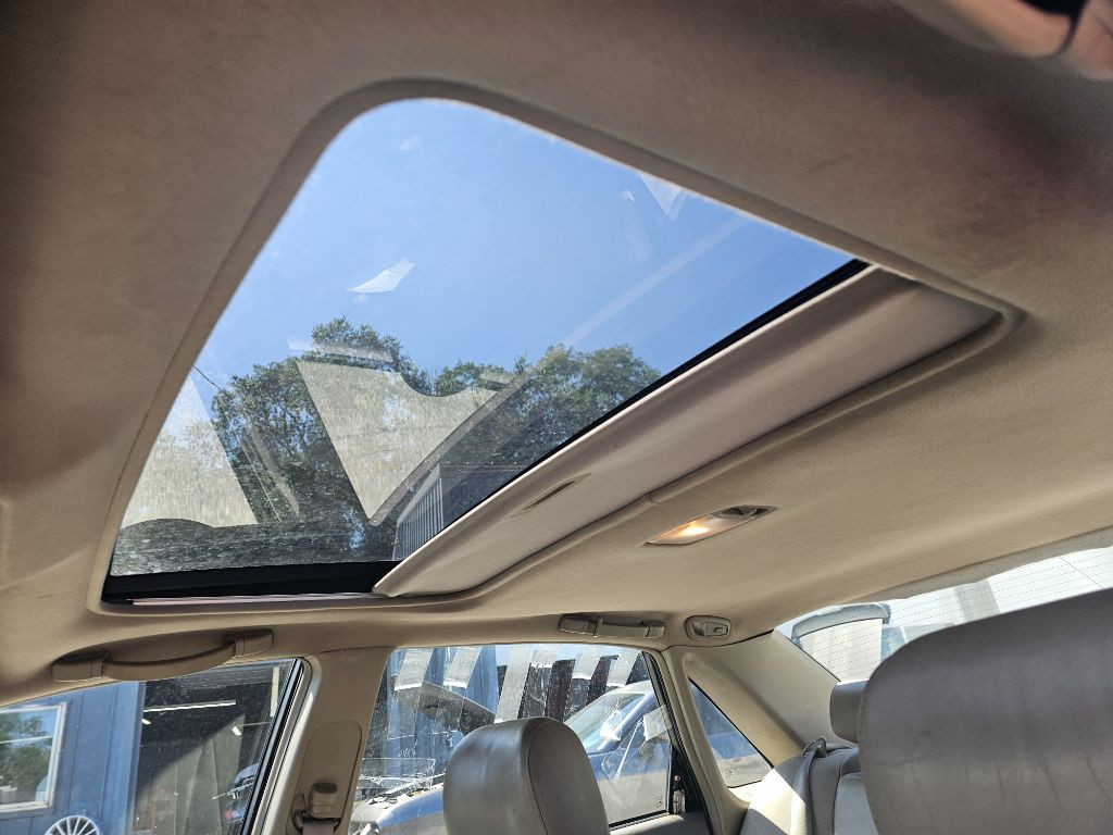 2000 Toyota Avalon Image 7