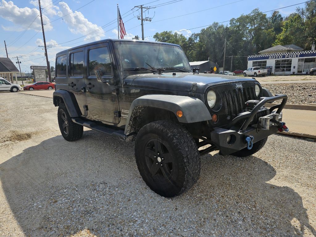 2011 Jeep Wrangler Unlimited Image 3